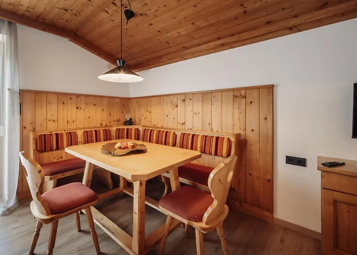 Sonnberghaus 아파트 *